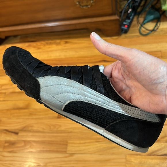 Vintage PUMA Slip On Sneakers Black and Silver - Picture 7 of 13